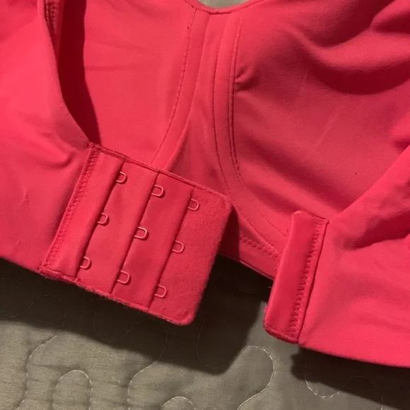 New torrid curve pink bra - Picture 4 of 5